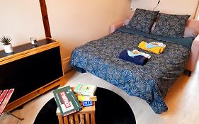 Chaleureux studio en rez de chaussée